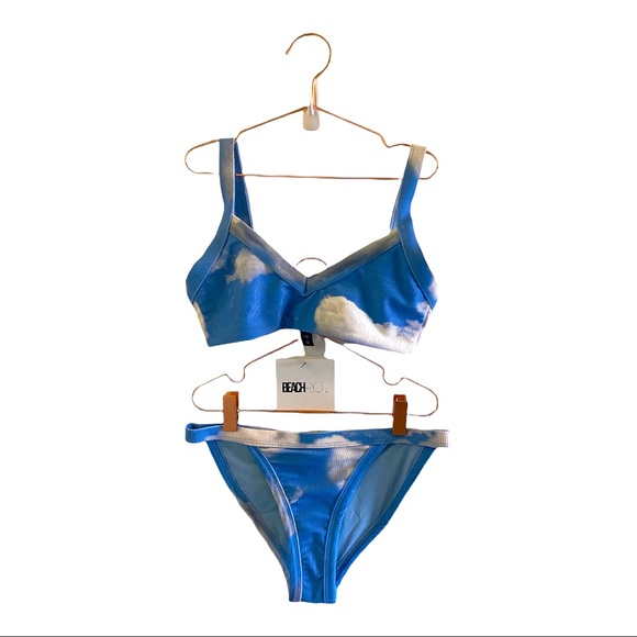 NWT Beach Riot Azure Cloud Bikini Set. Size Small Elle Top + Becca Bottoms - Picture 3 of 4